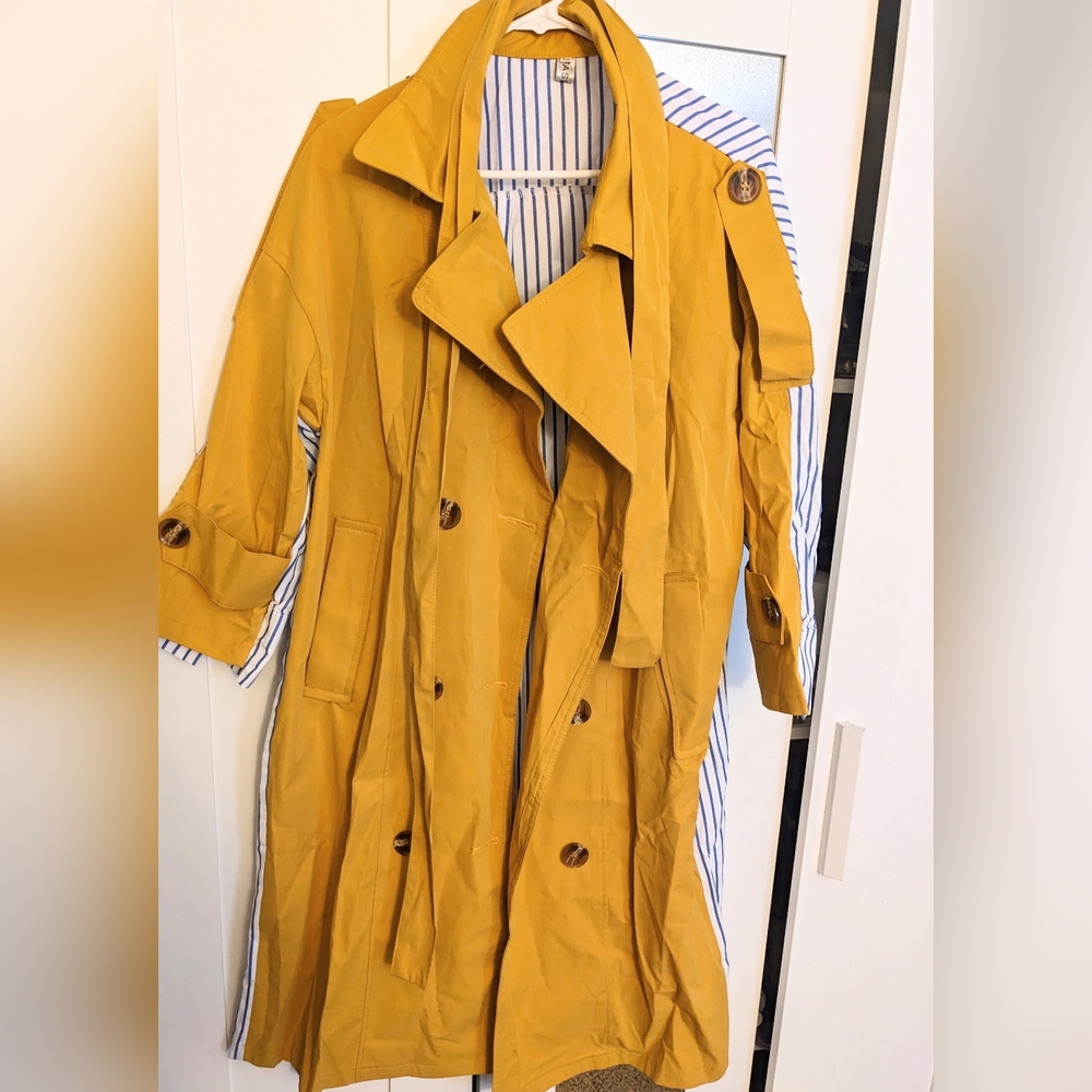 Jacket - Picture 4 of 5